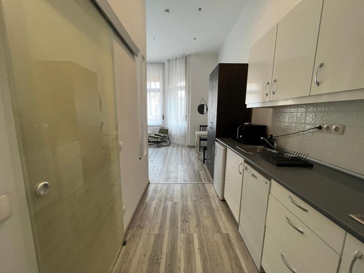 D58 Superior Apartments In The City Center 부다페스트 외부 사진