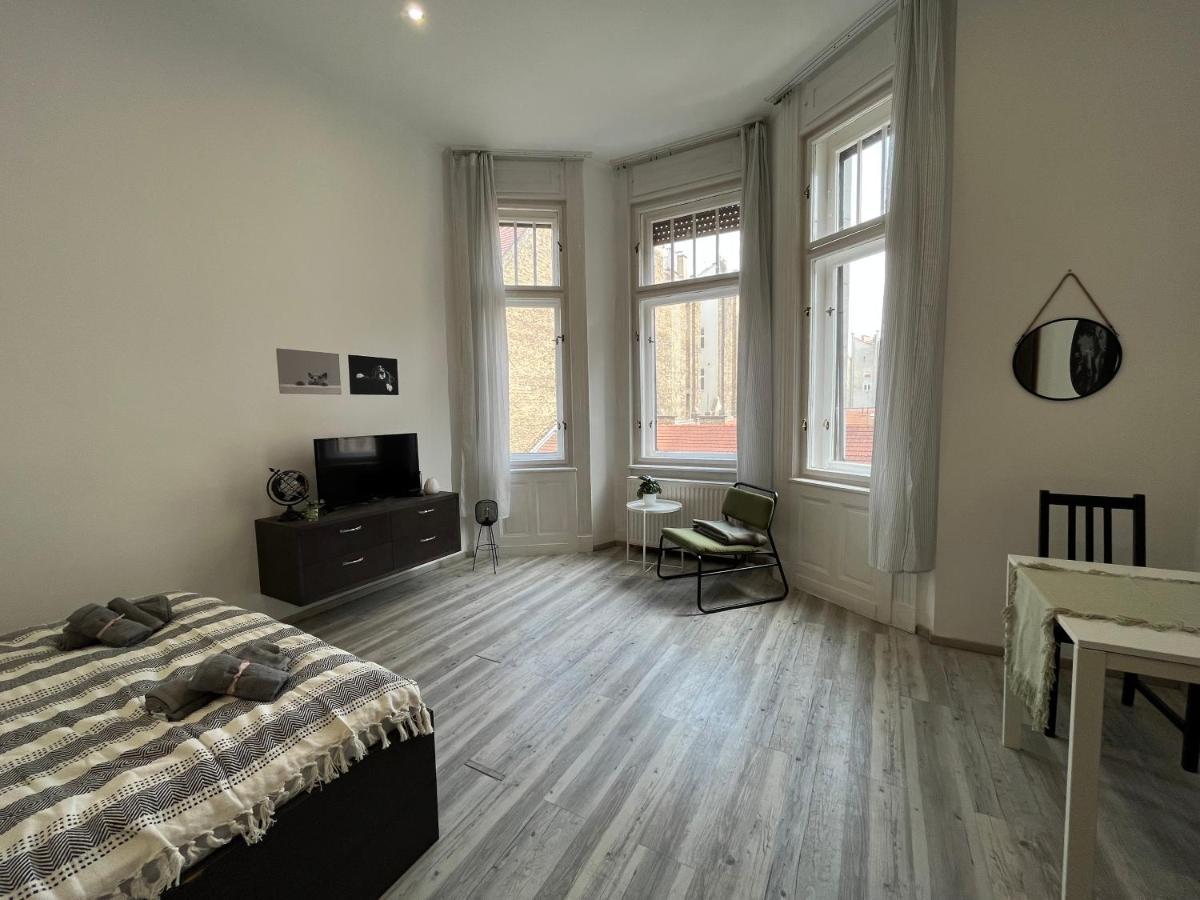 D58 Superior Apartments In The City Center 부다페스트 외부 사진